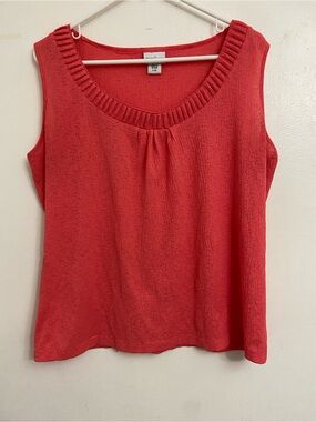 Jaclyn Smith Coral Sleeveless Scoop Tank